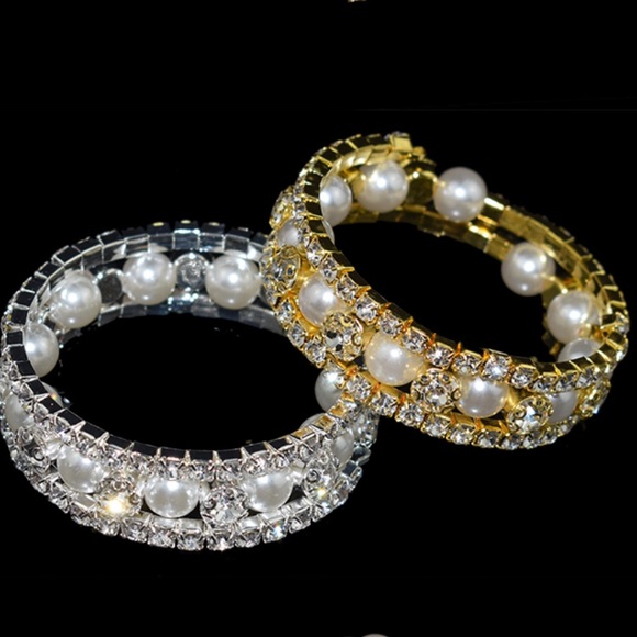 💍New💍 Girls Crystal Pearl Rhinestone Wrap Around Bracelet 💍 - Picture 1 of 8